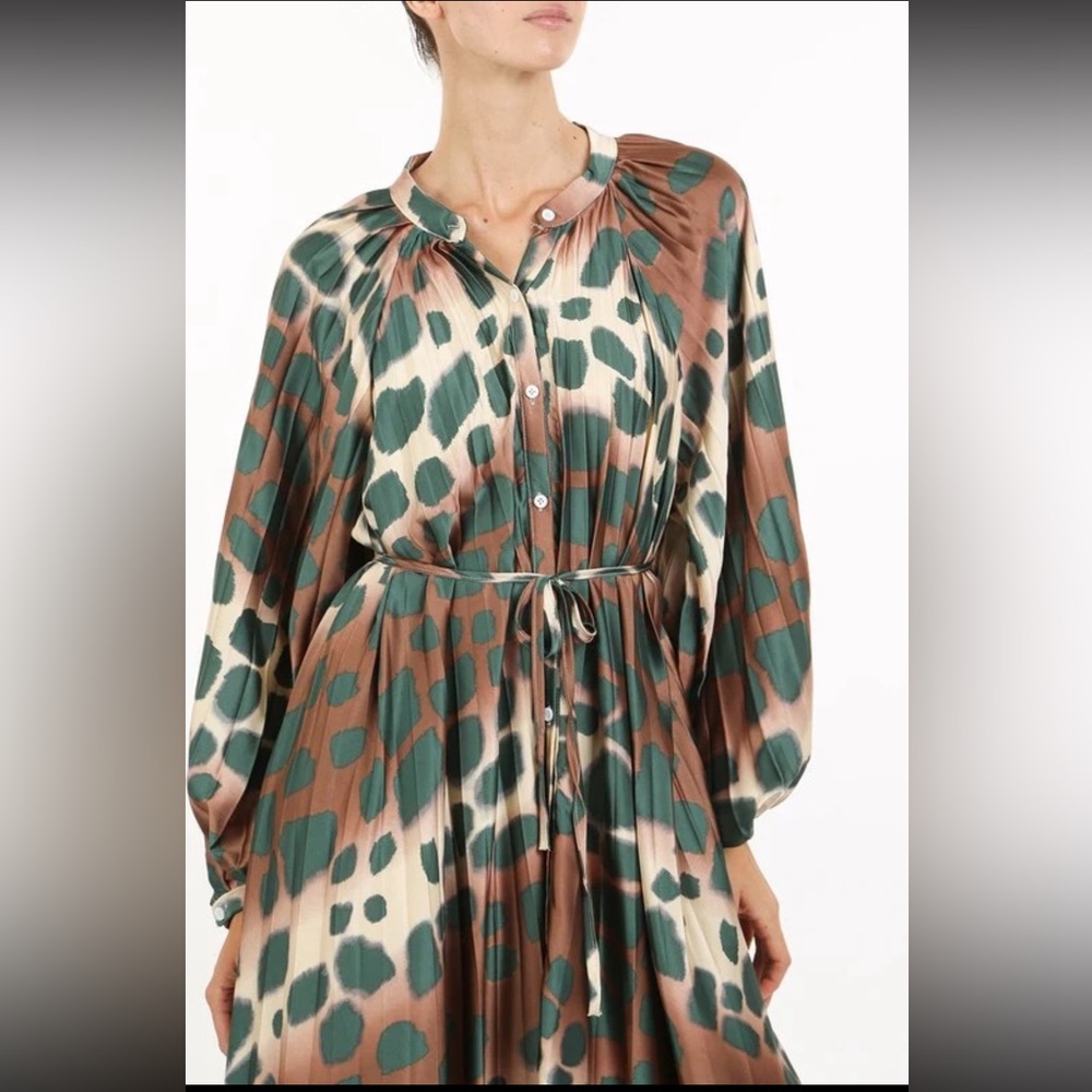 Green Modest Leopard Cheetah Print Pleated Long-Sleeve Maxi Relaxed Fit Dres M-L - Picture 4 of 16